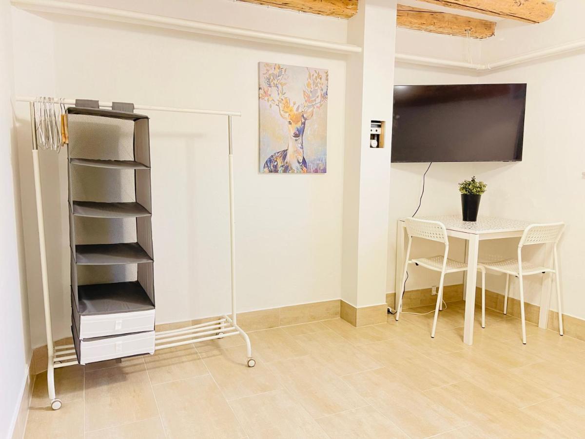 Aday - Cozy Private Room In The Center Aalborg Exterior foto
